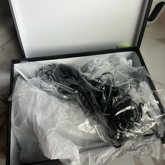 Nasty Gal- 👠 - Picture 1 of 5